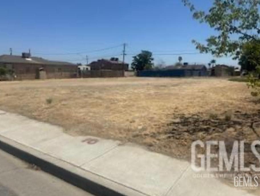 225 S Owens Street — photo 3