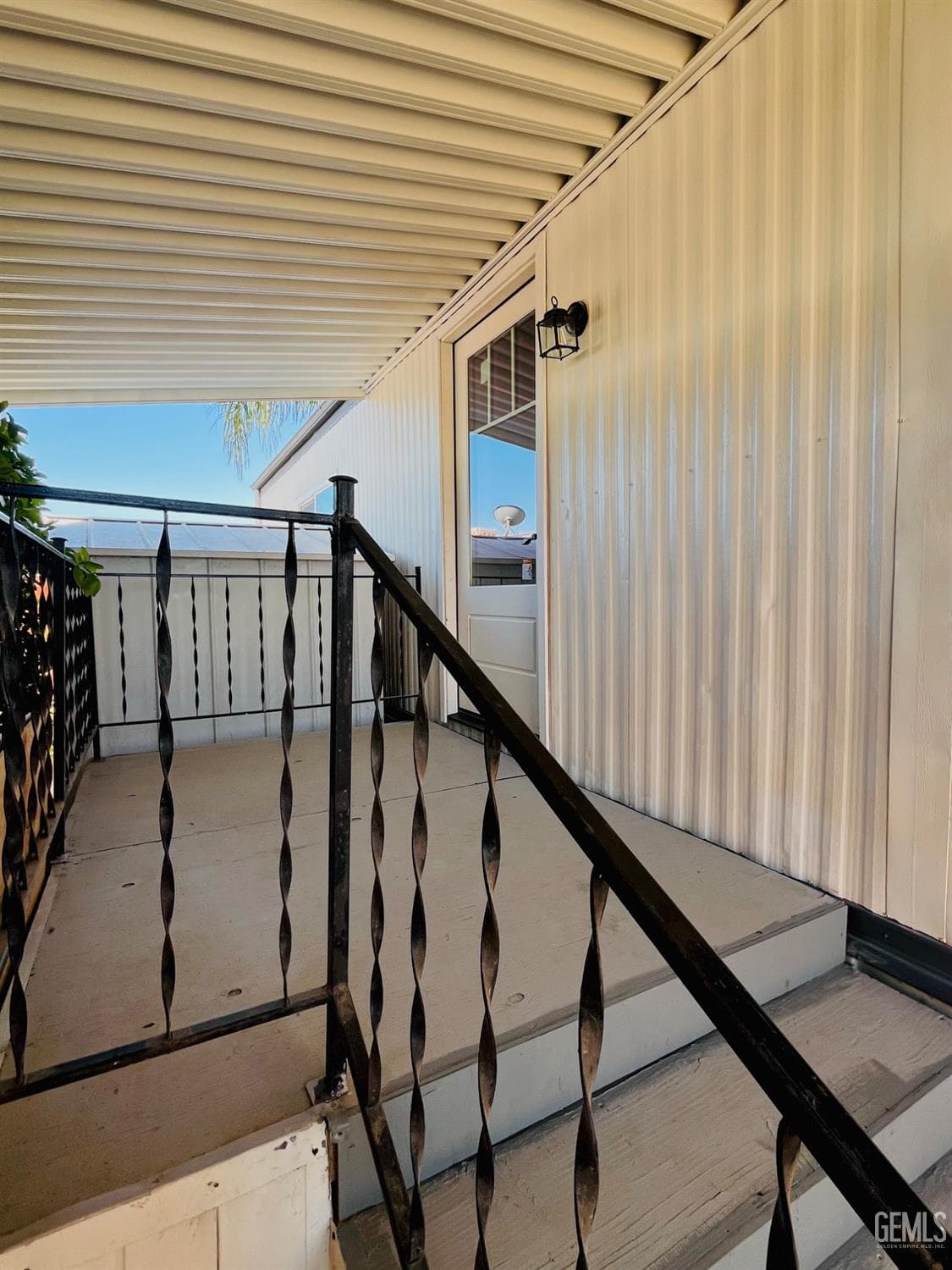 144 Torrey Pines Lane — photo 3