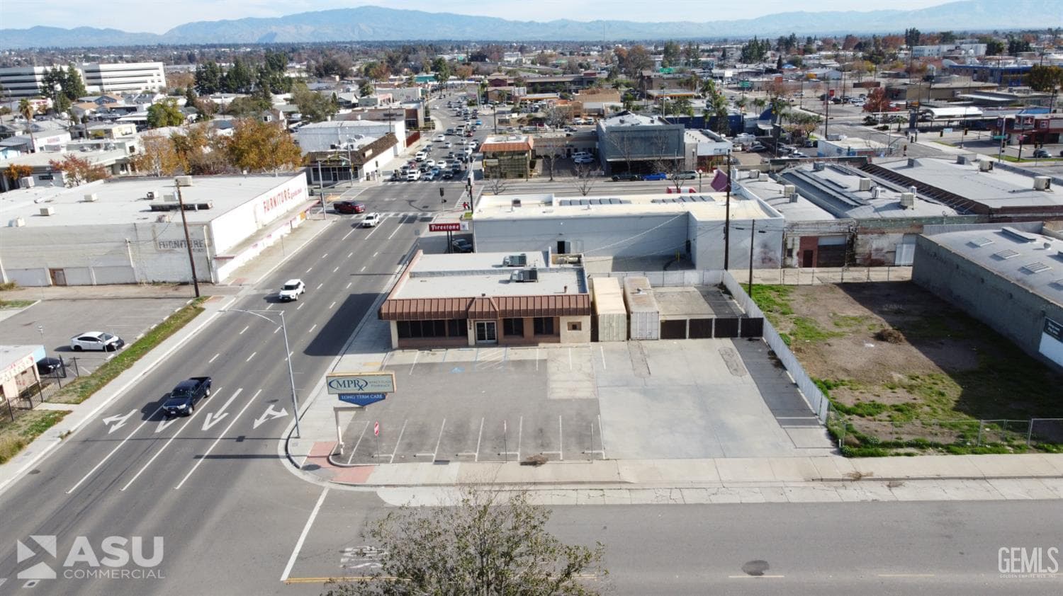 2336 Eye Street — photo 3