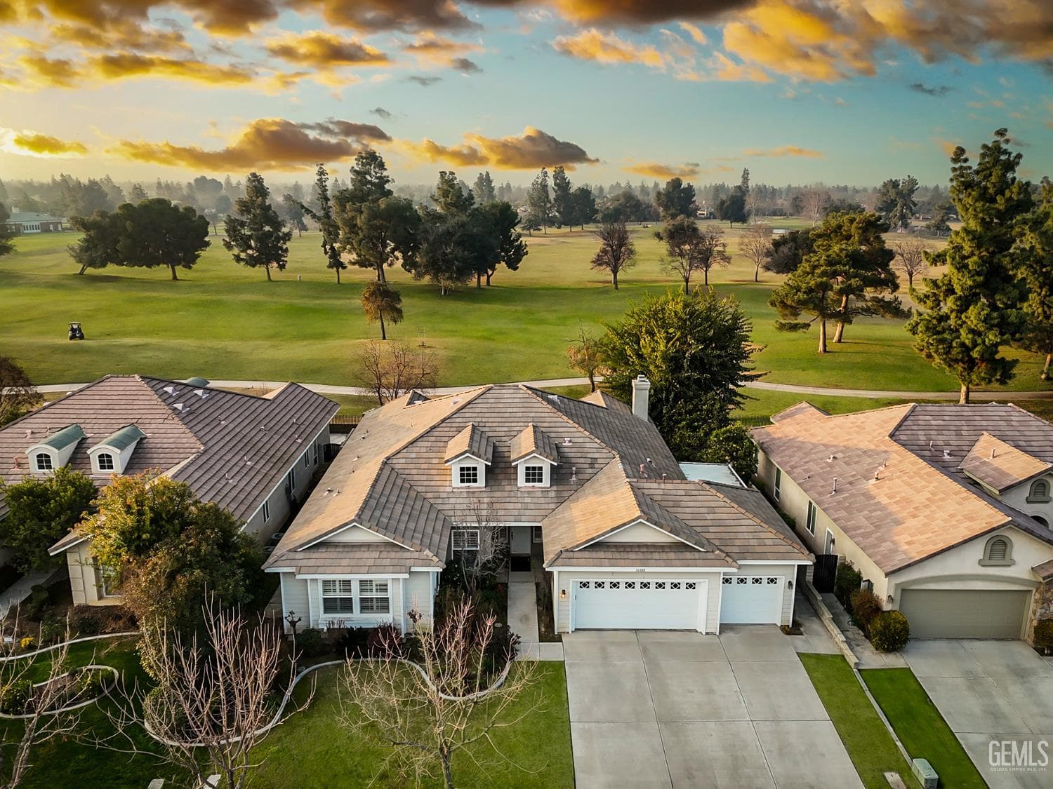 10308 Dutch Iris Drive