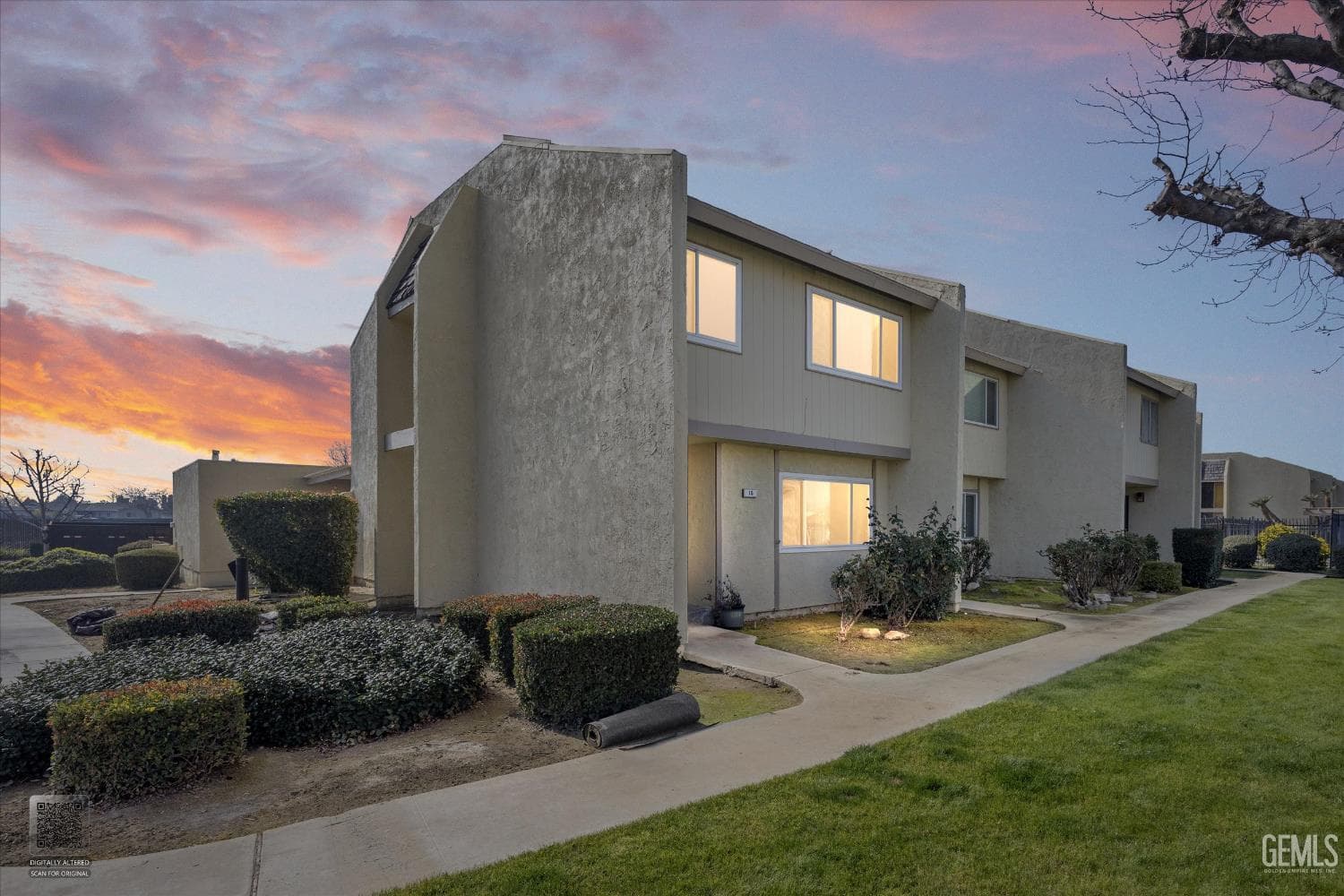 930 Olive Drive