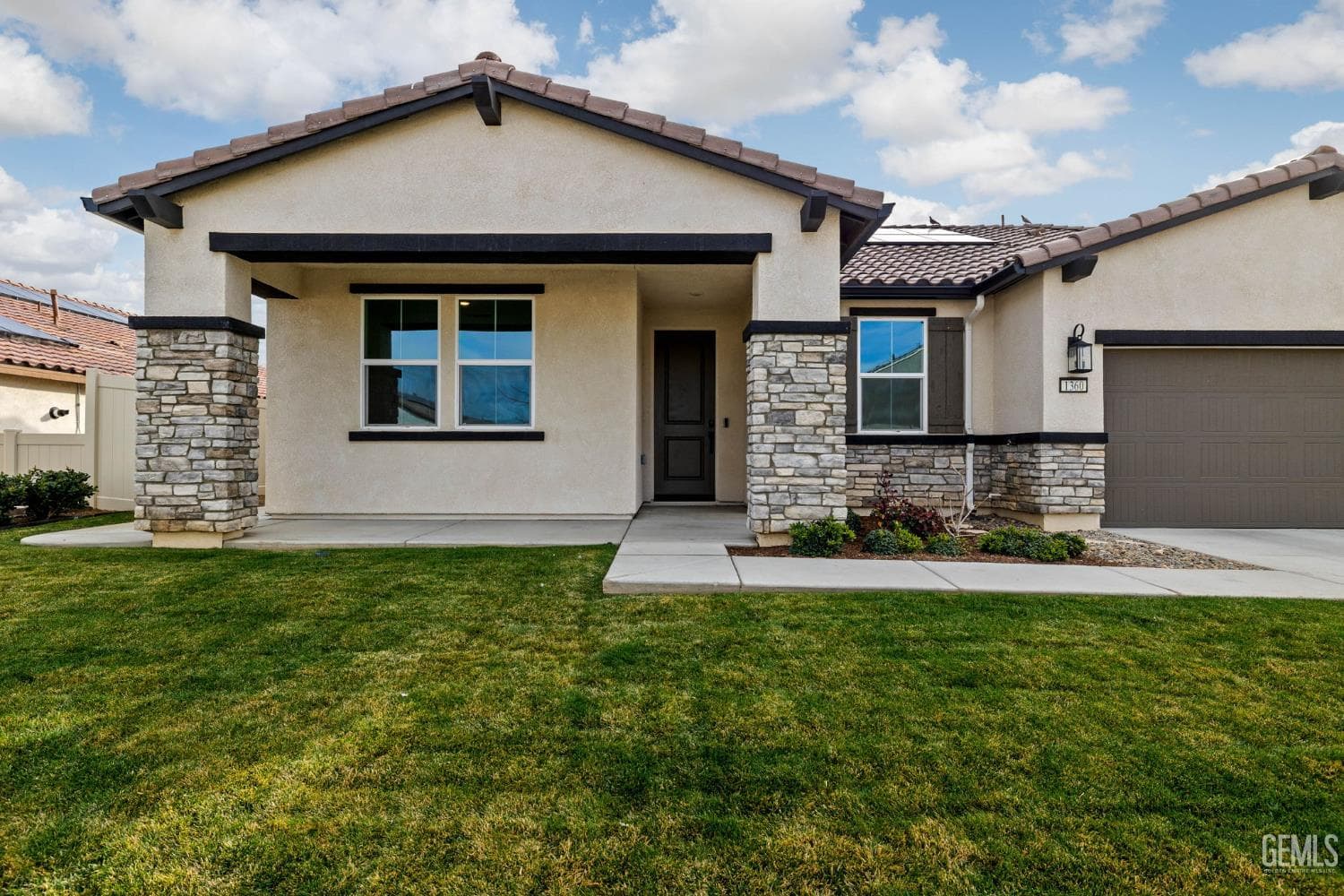 1360 Bodega Drive — photo 2