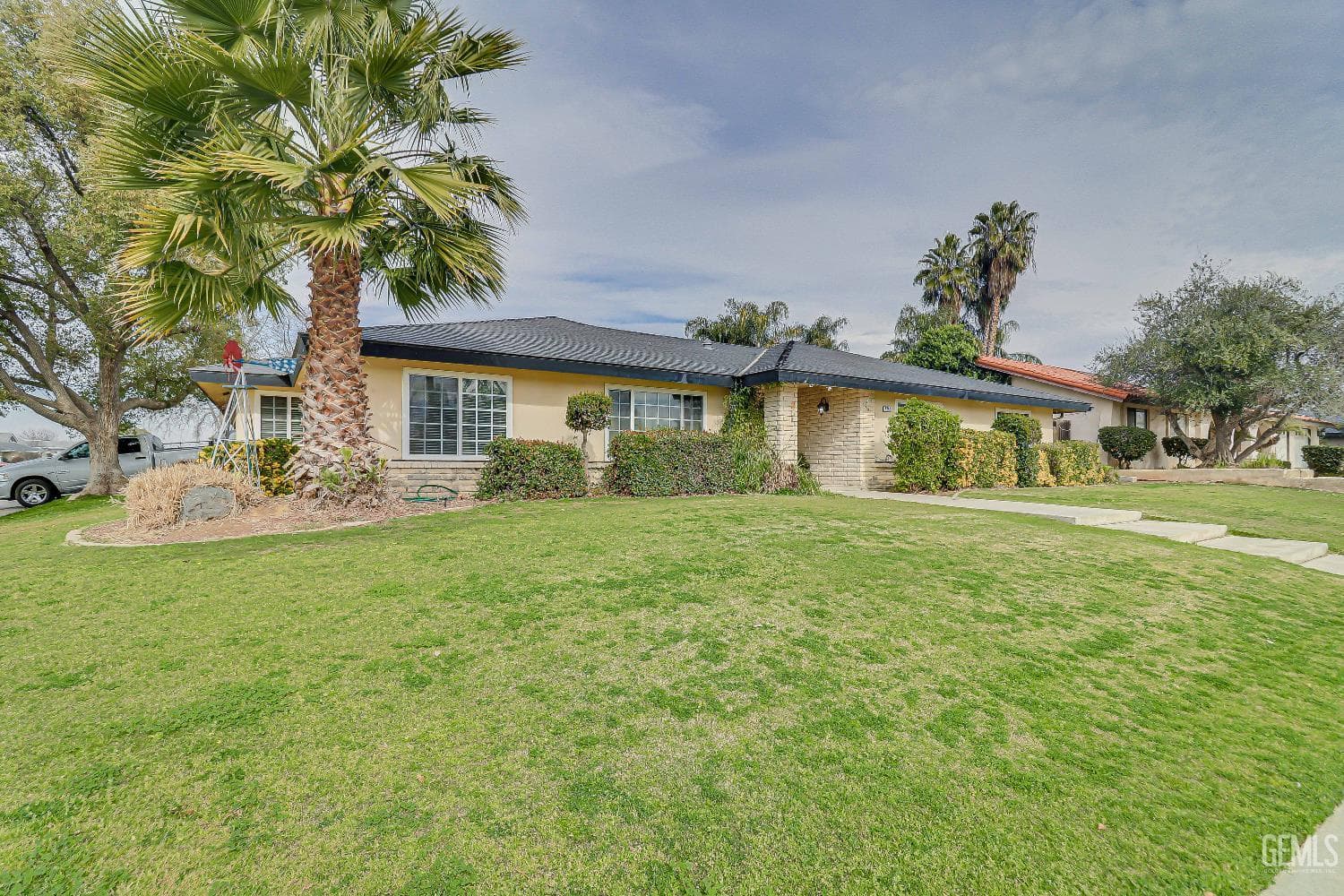 6712 Noah Avenue
