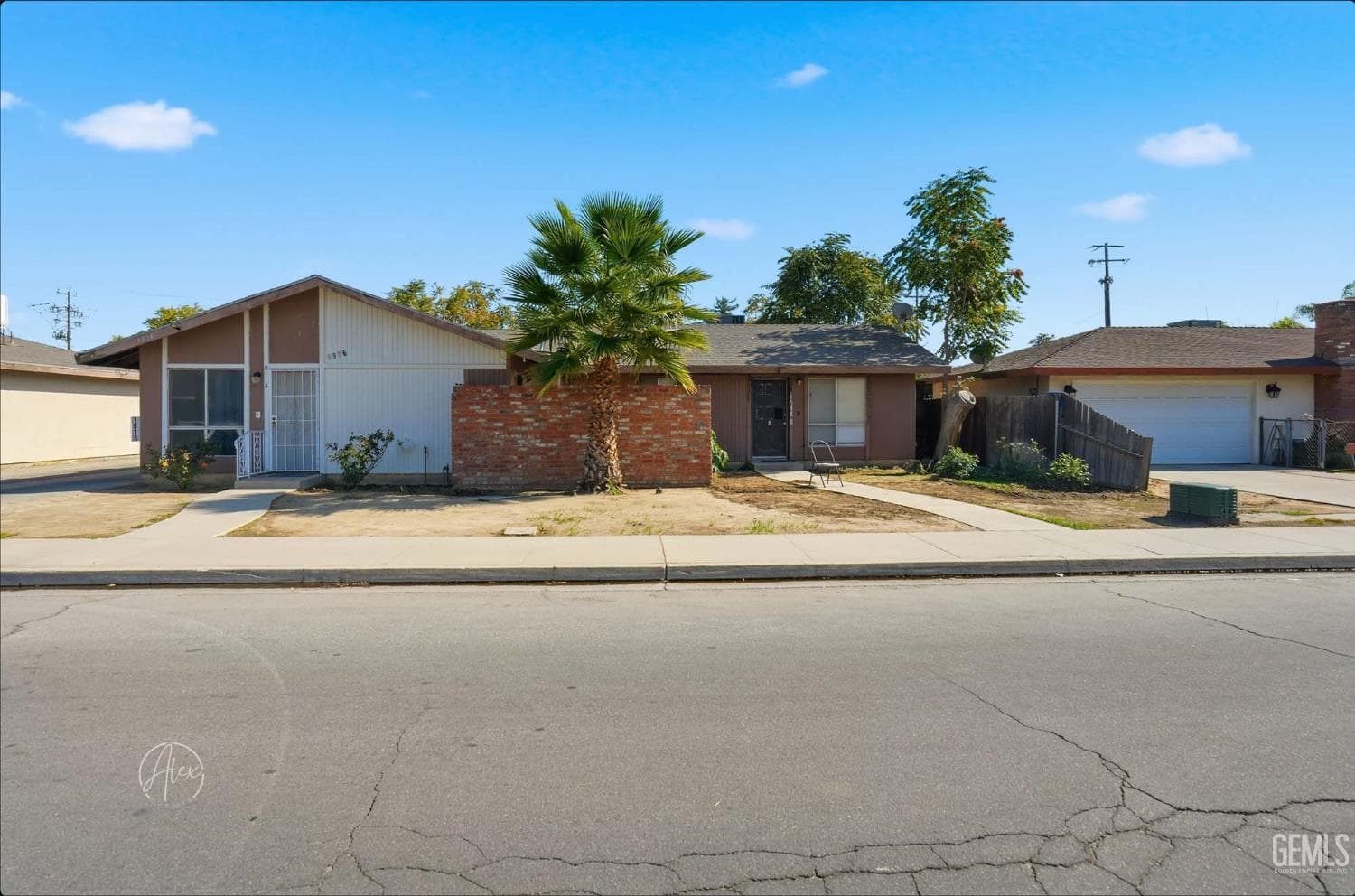 1916 Hasti Acres Drive — photo 5