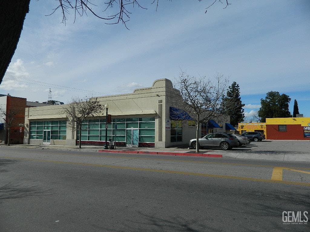 1124 Baker Street — photo 5