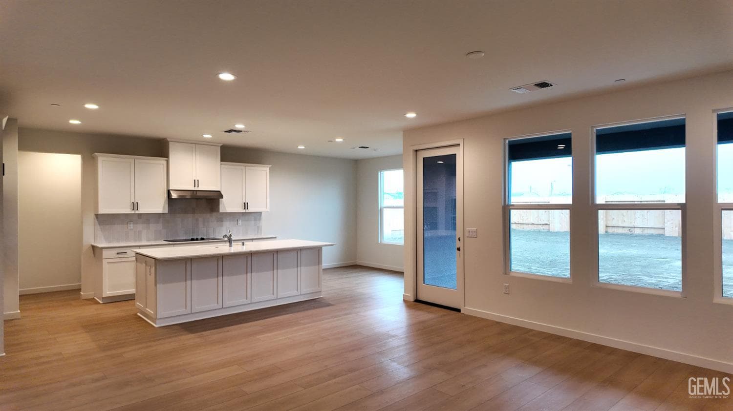 7402 Cryosphere Street — photo 2