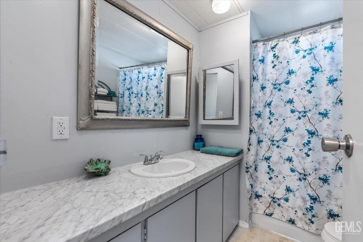 216 Vivian Lane — photo 6