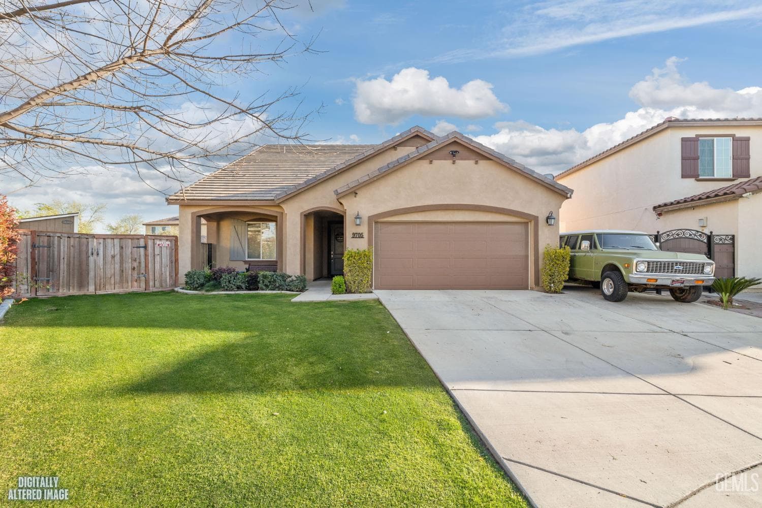 9705 Dutchman Peak Lane