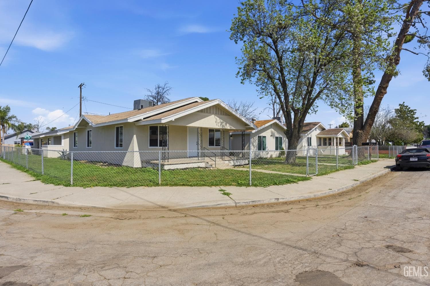 222 Moneta Avenue