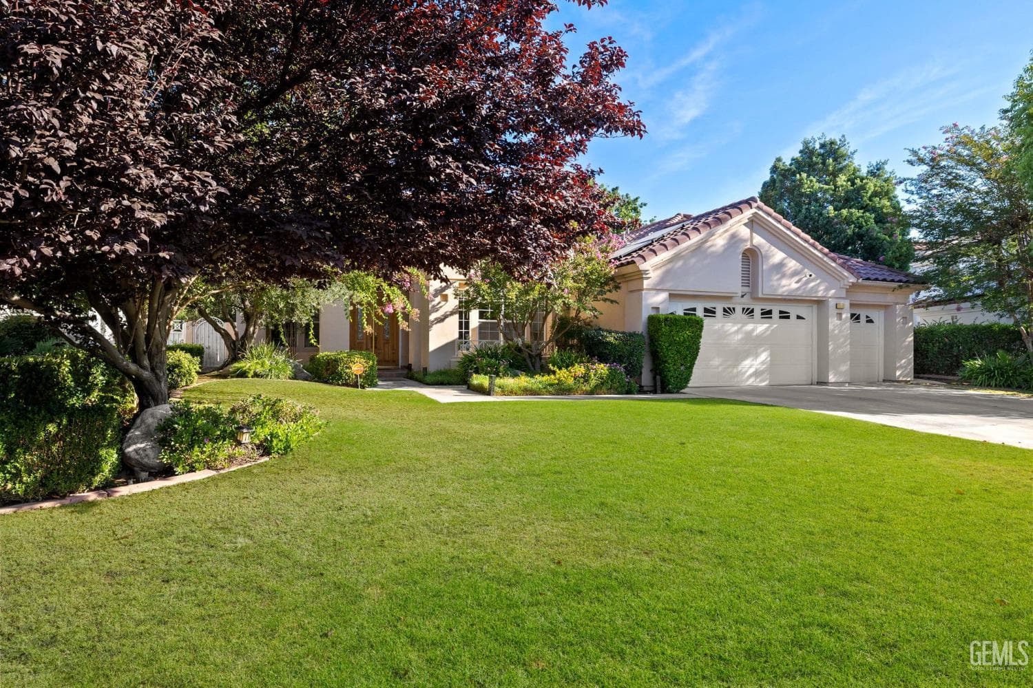 10904 Rockridge Way