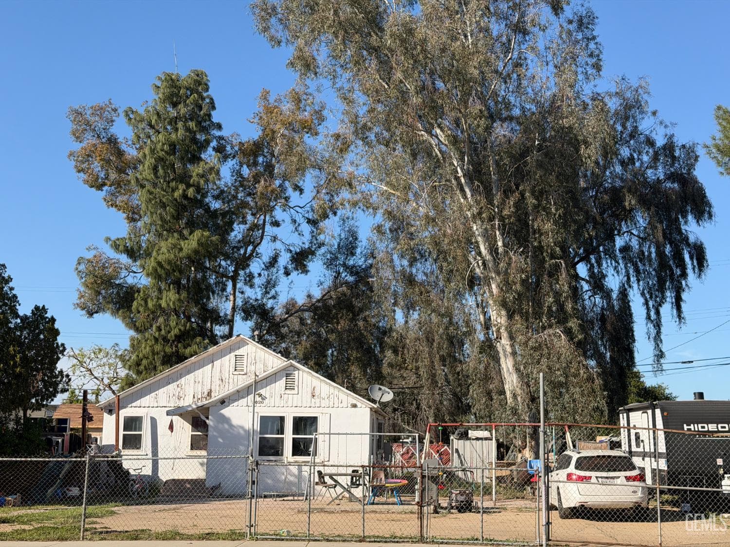 5020 Pioneer Drive