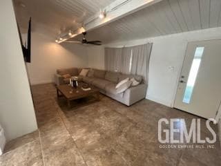 909 Oberlin Court — photo 3