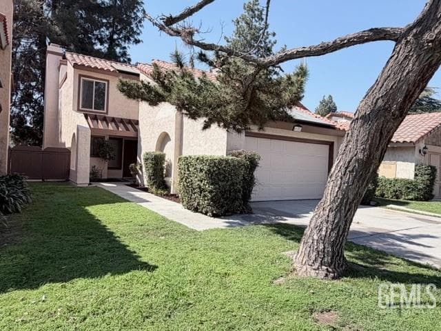 4122 Pinewood Lake Drive