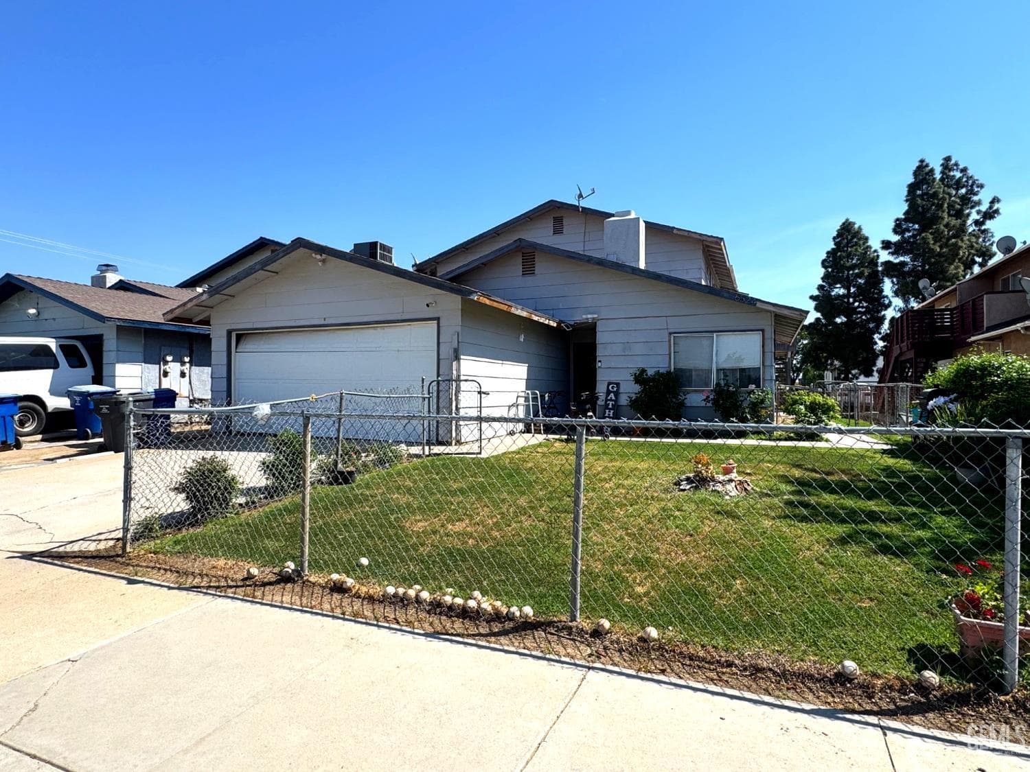 6524 Mohawk Street