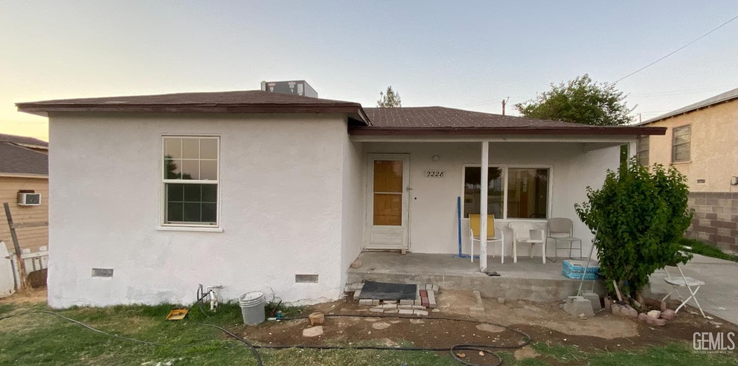 2228 College Avenue — photo 2