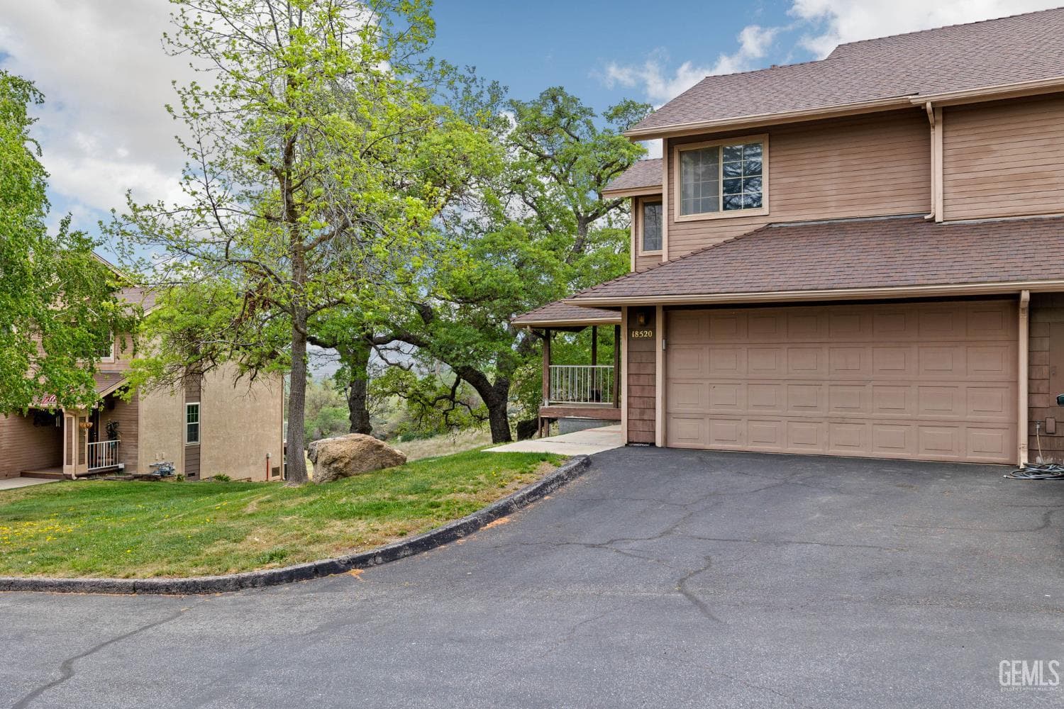 18520 Glenview Court — photo 3
