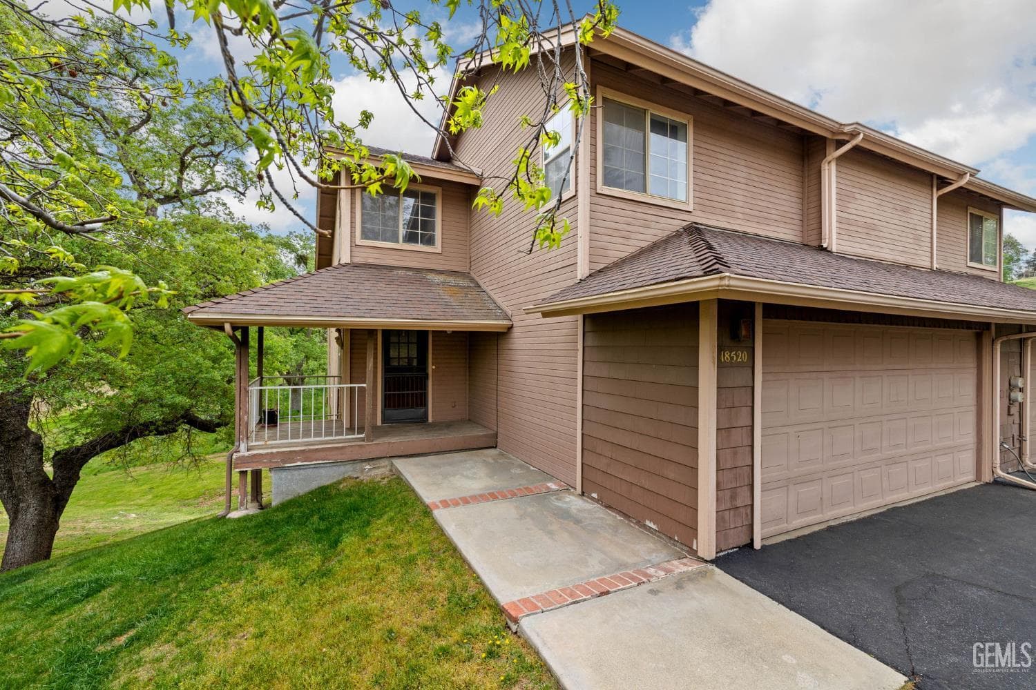 18520 Glenview Court — photo 5
