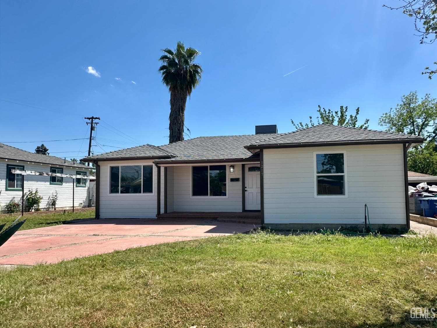 1217 Crawford Street — photo 2