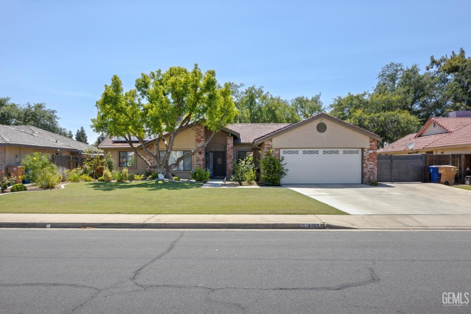 3105 Whisper Oak Way