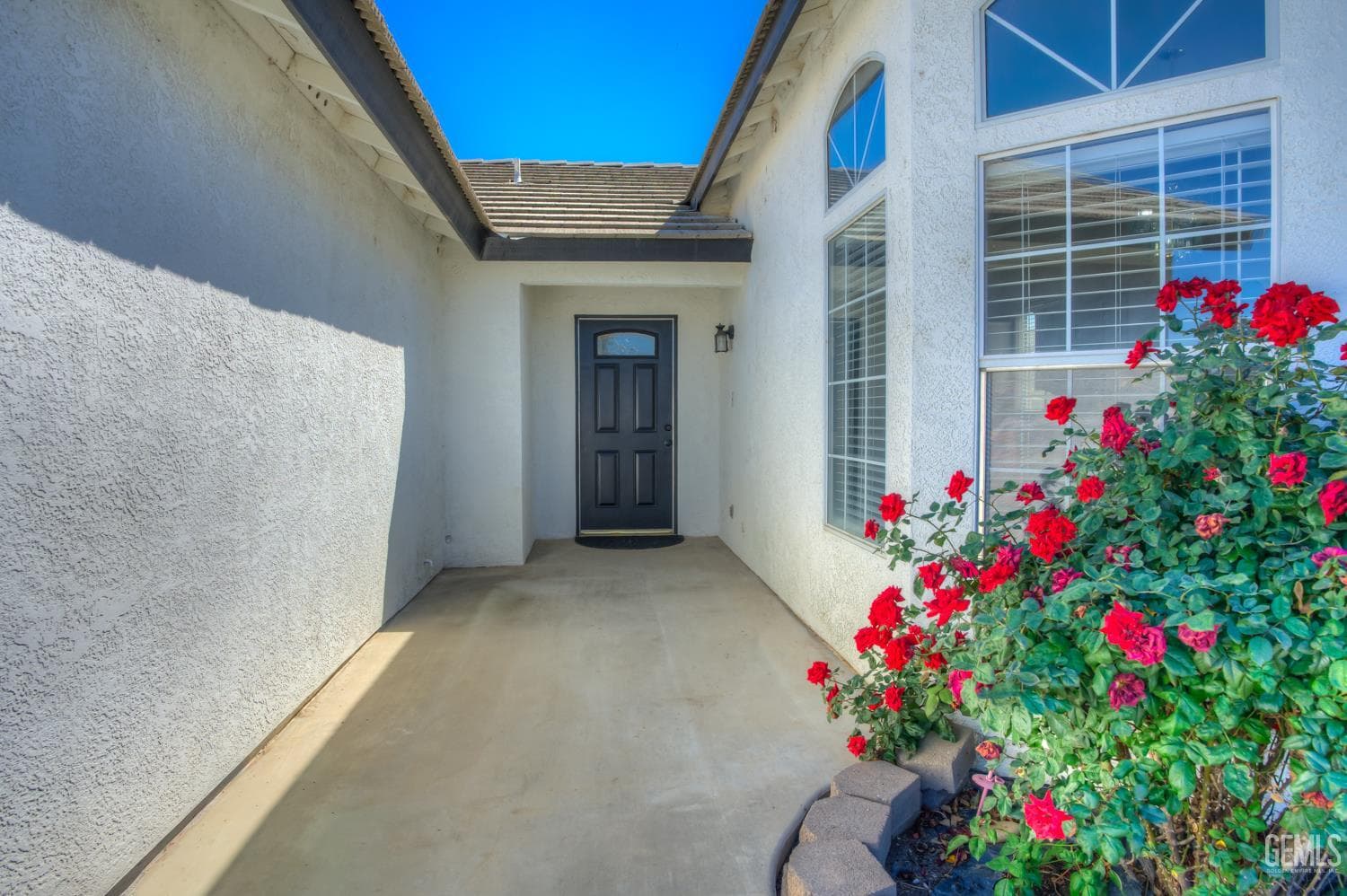 8519 Hoodsport Avenue — photo 3