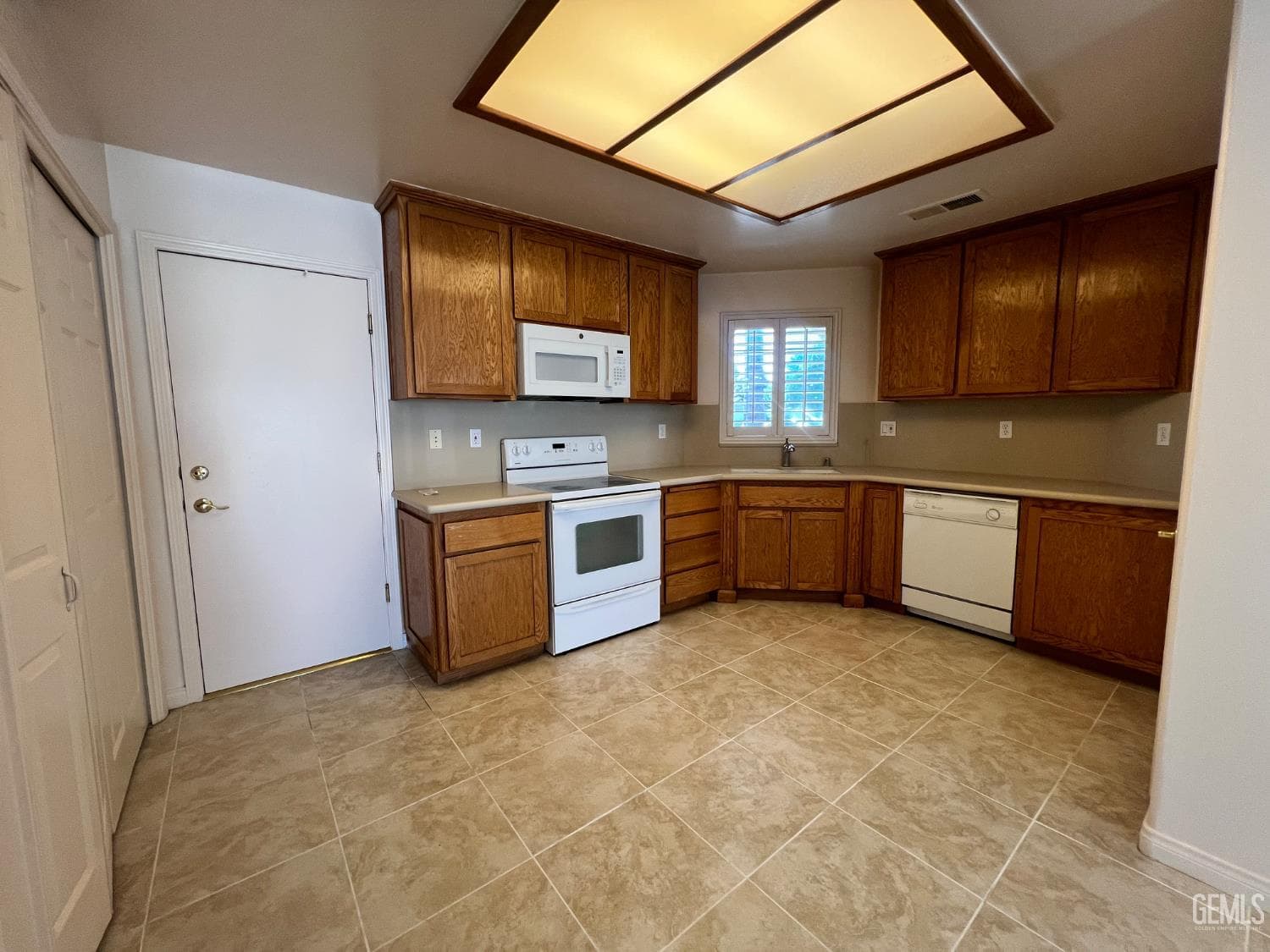 9908 Pavilion Drive — photo 6