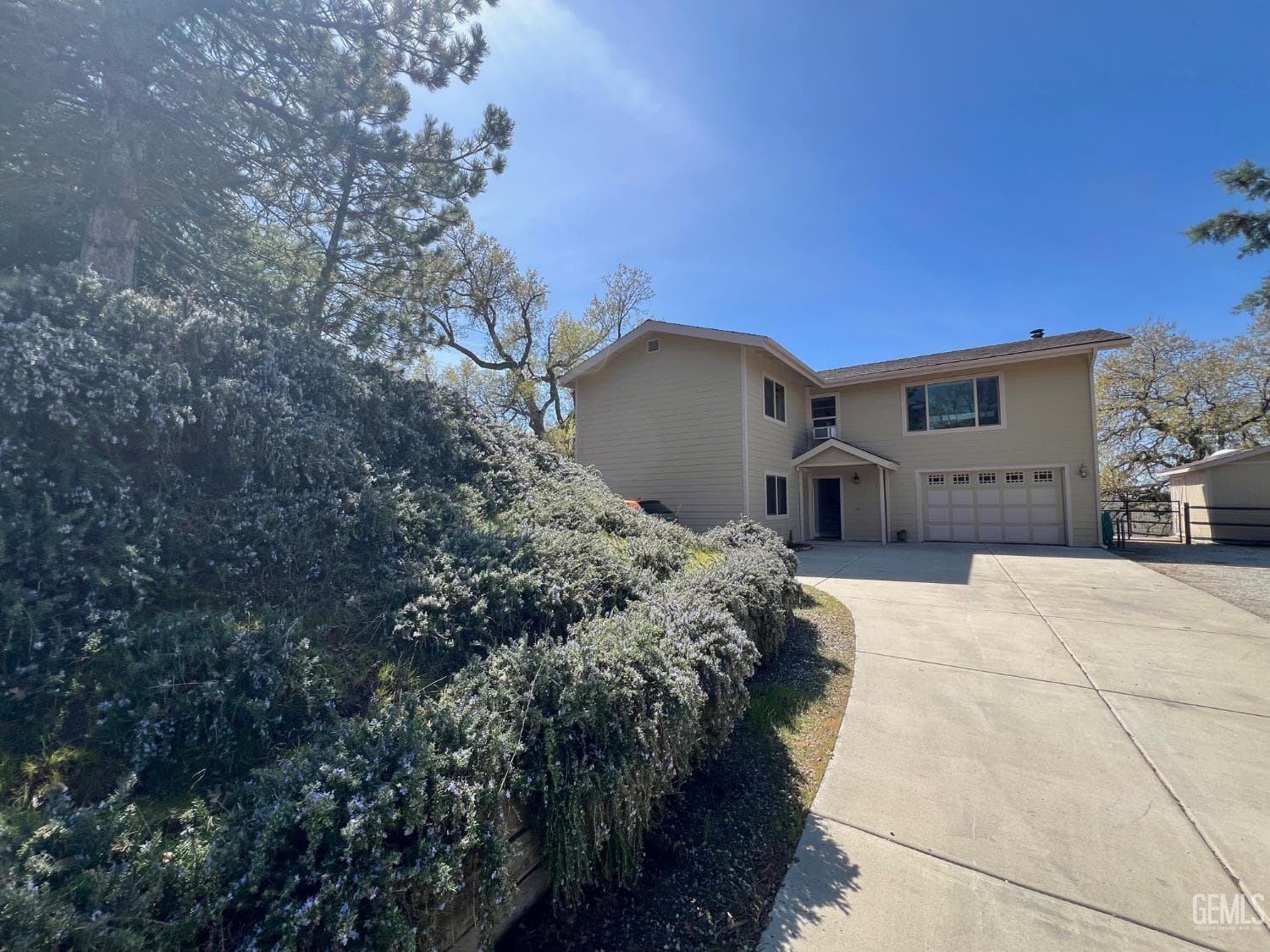 27030 Oakflat Drive — photo 3
