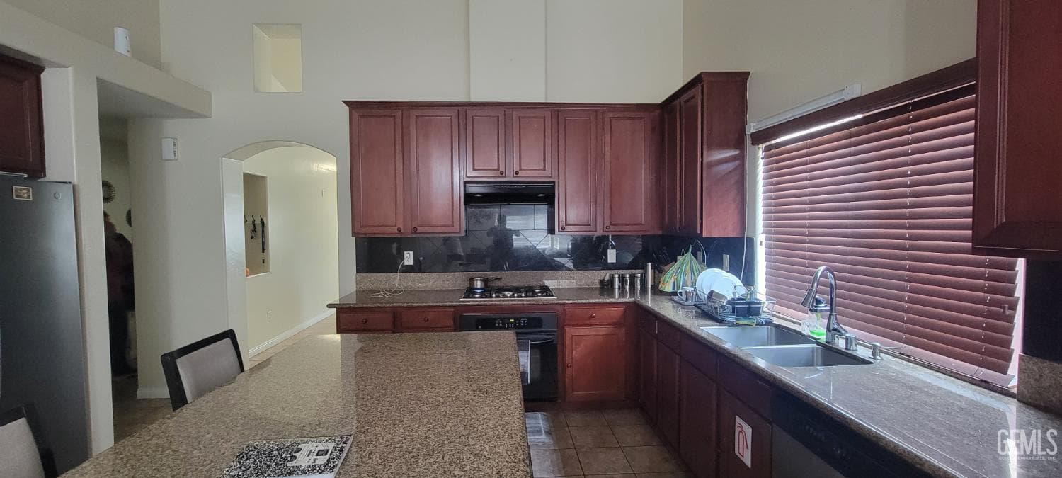 13208 Cheyenne Mountain Drive — photo 6