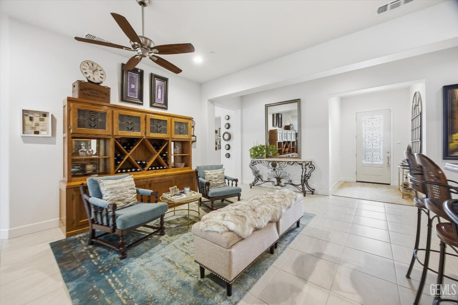 9106 Del Palma Drive — photo 2