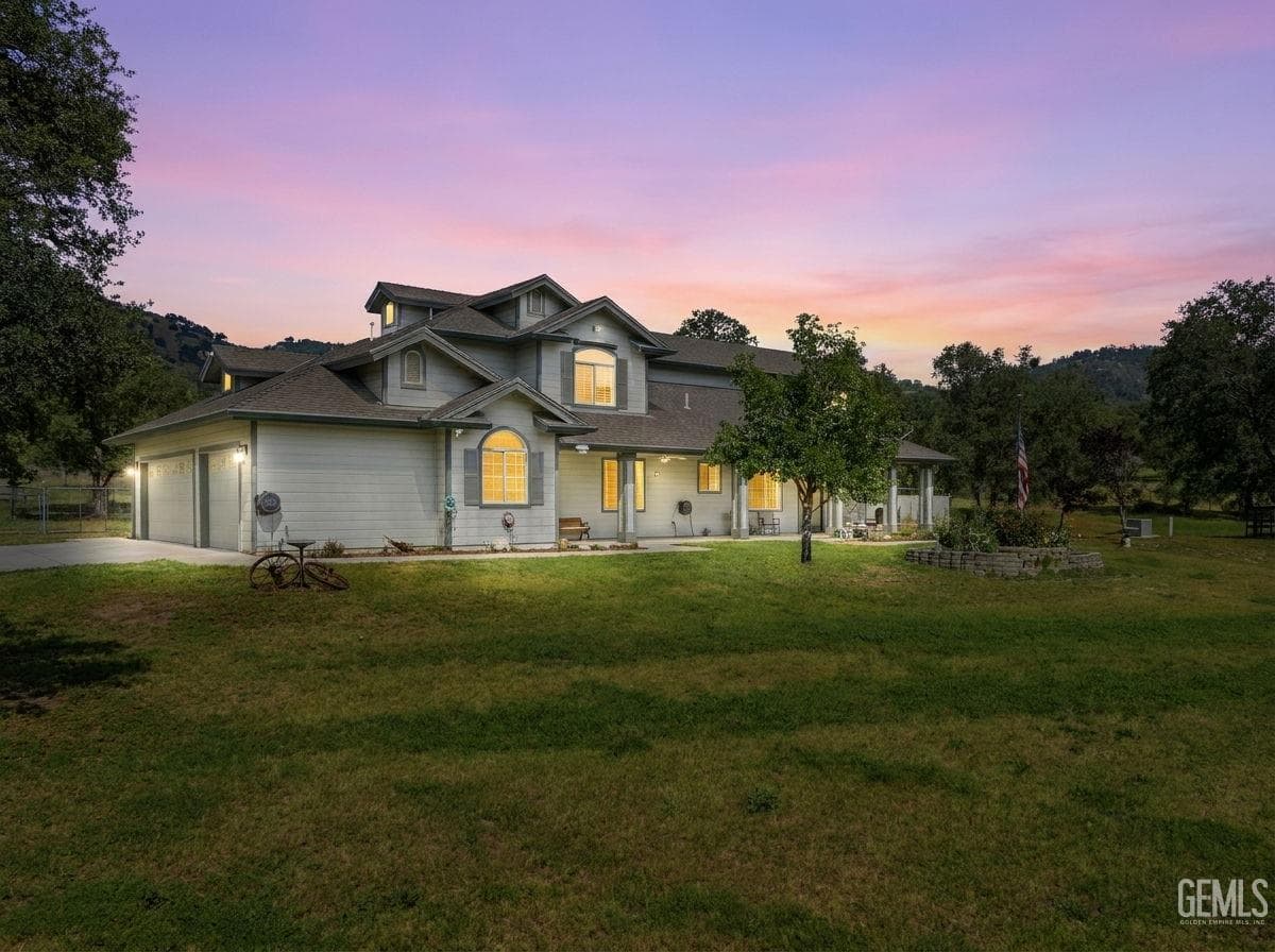 3479 Poso Flat Road