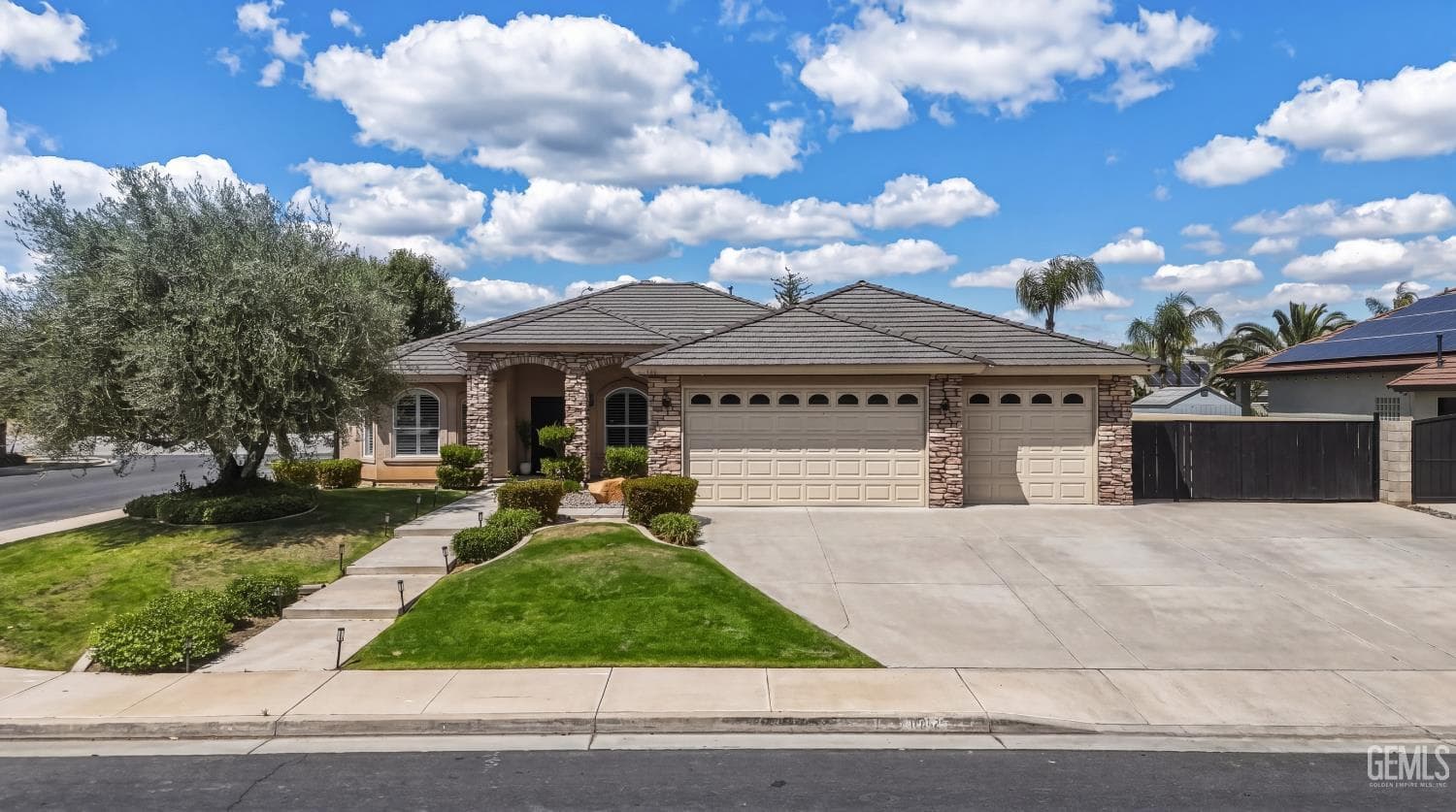 11412 Summit Point Court