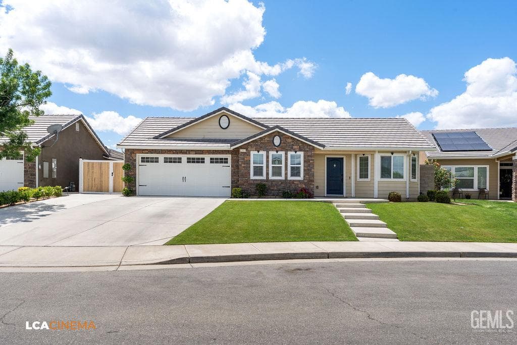 13915 Star Shine Drive — photo 2