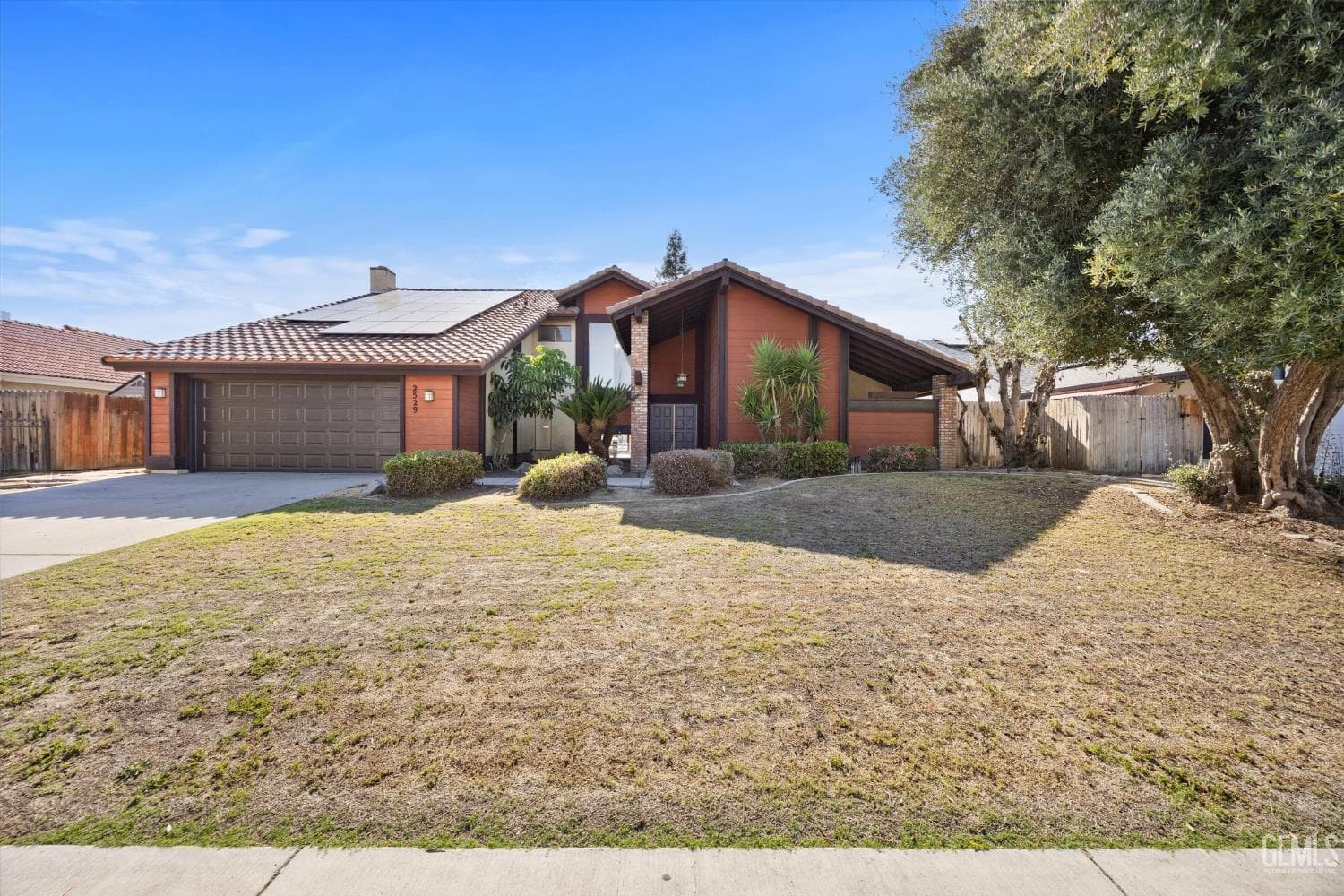 2529 Innisfree Drive — photo 3