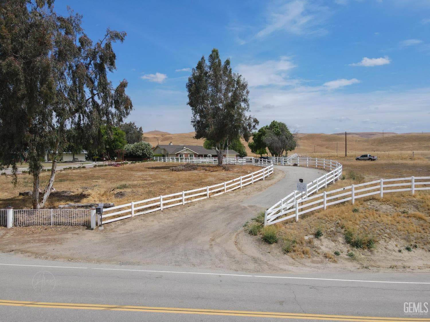 11120 Round Mountain Road — photo 3