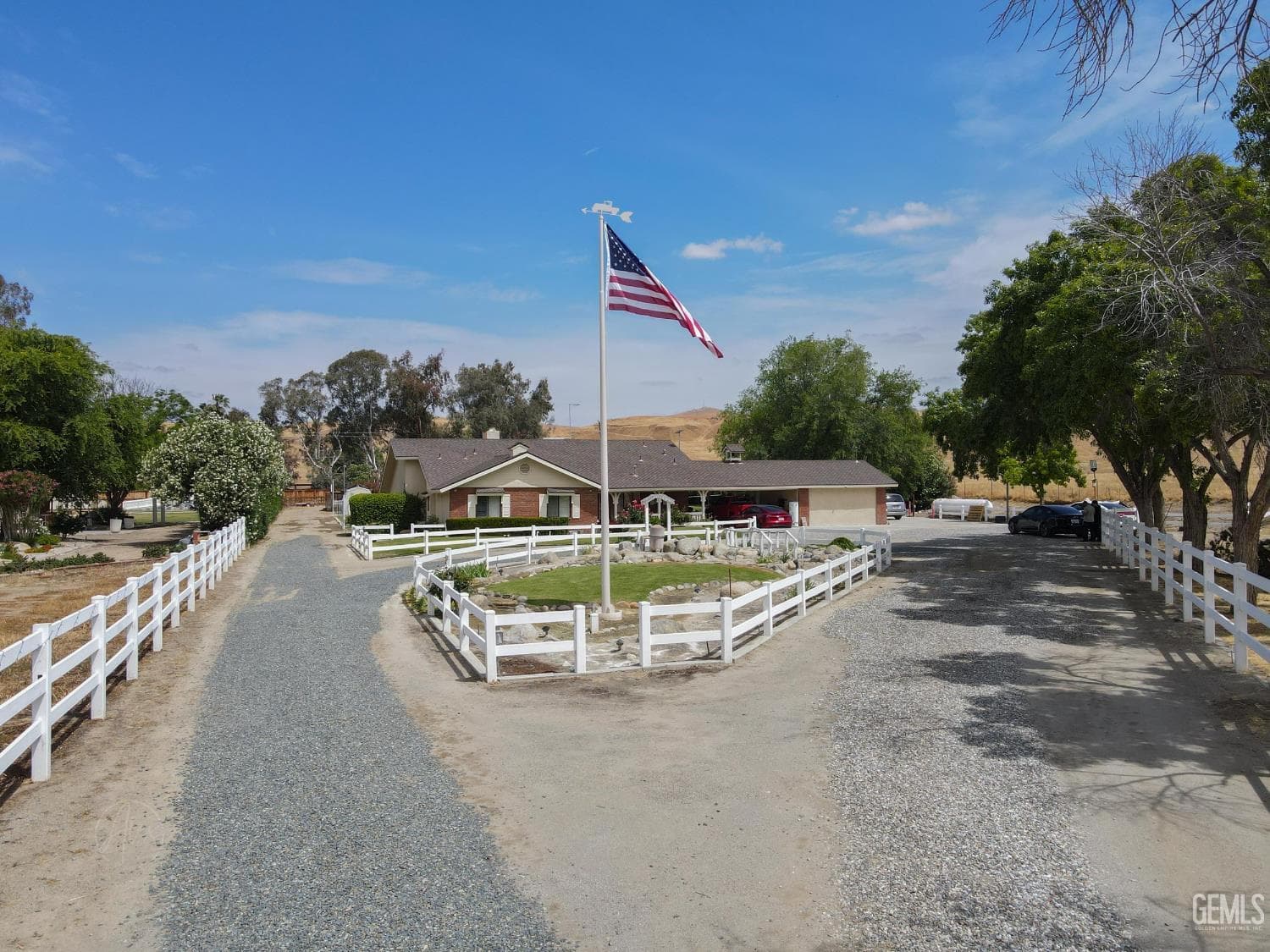 11120 Round Mountain Road — photo 2