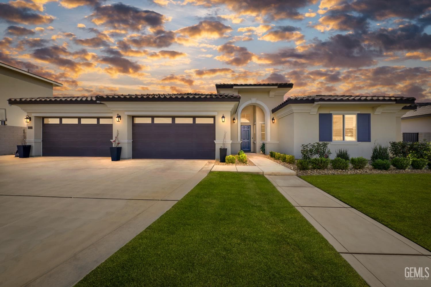 12531 Fairlawn Dr
