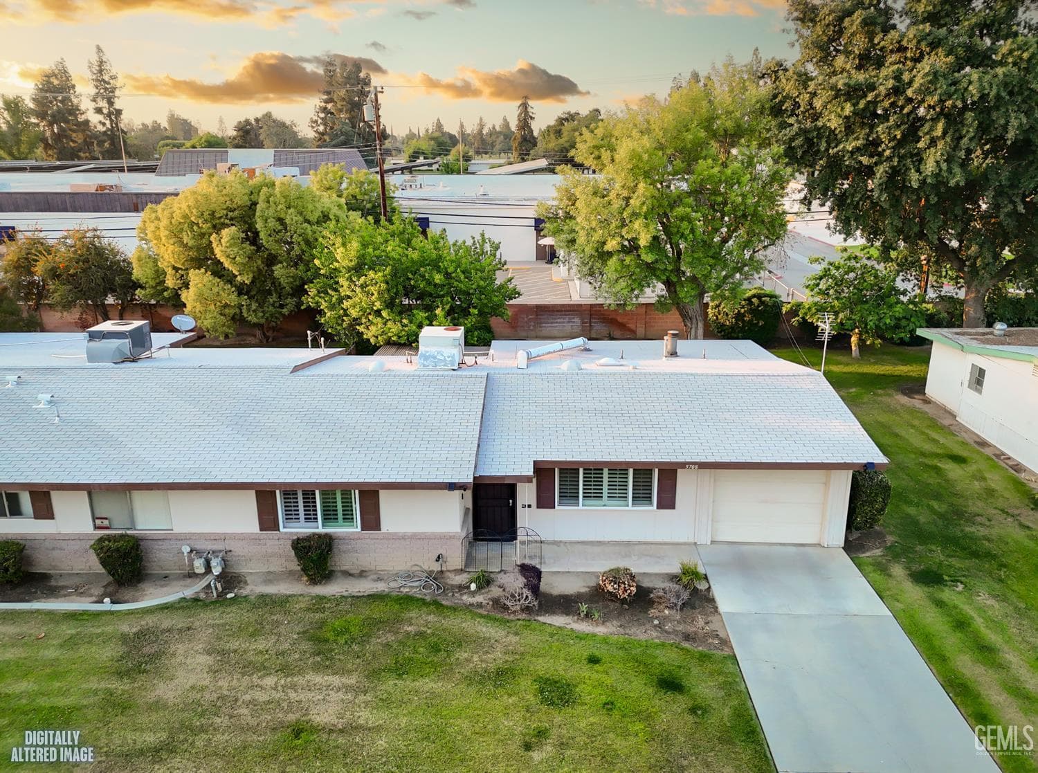 5708 Indian Wells Avenue — photo 2