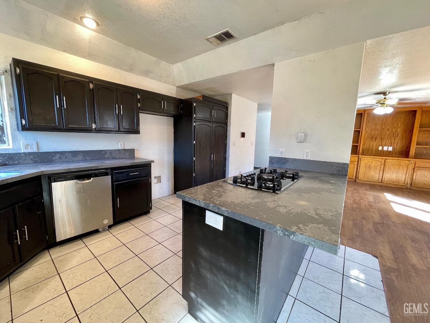 3913 Foxwood Street — photo 6