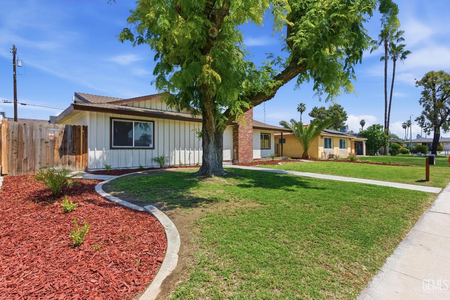 4208 Starling Drive — photo 2