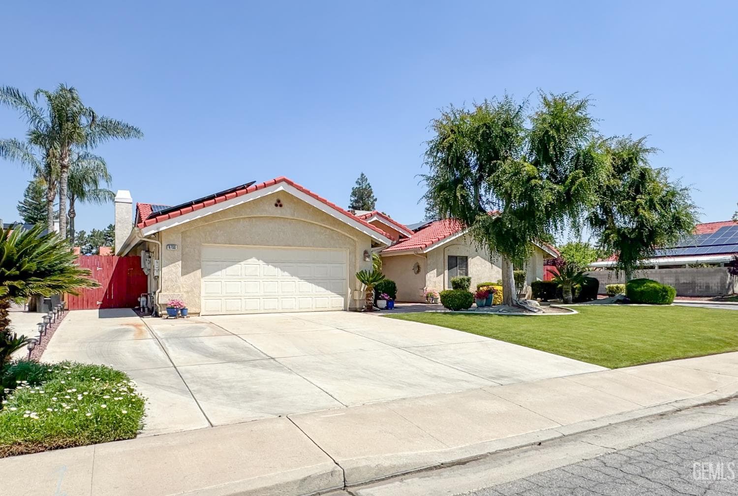 9700 Mesa Oak Drive — photo 3