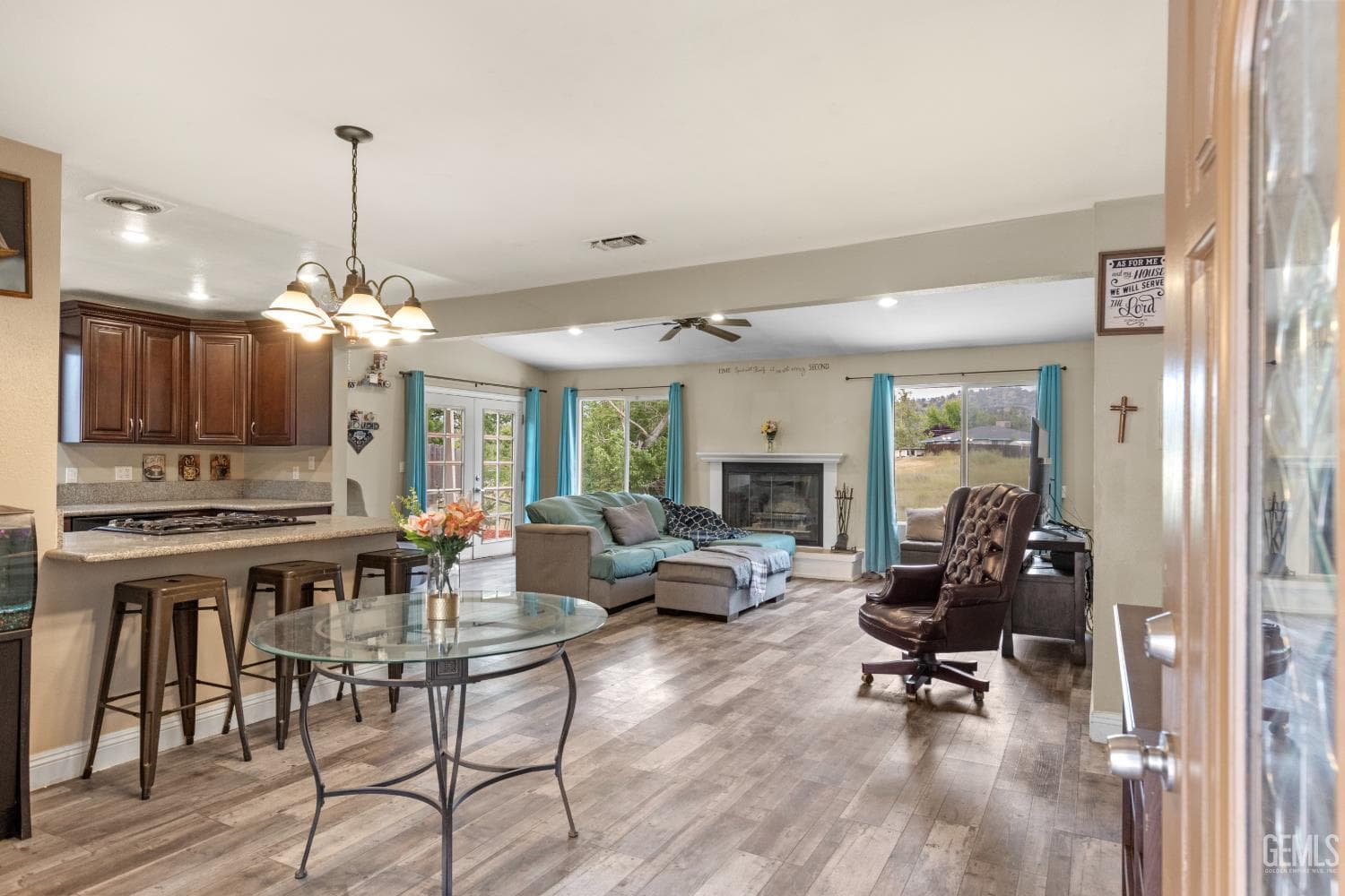 20924 Brentwood Drive — photo 4