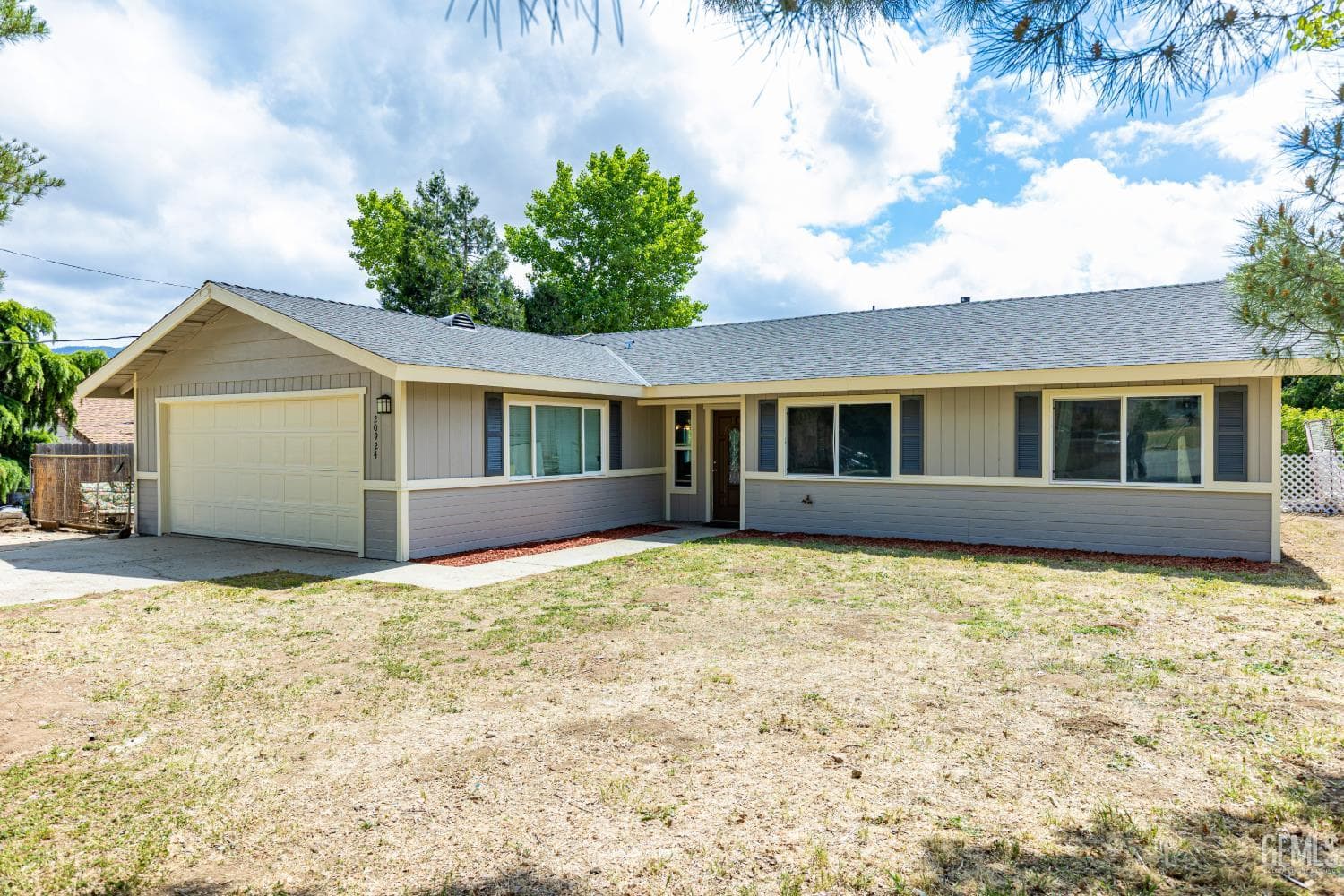 20924 Brentwood Drive — photo 2