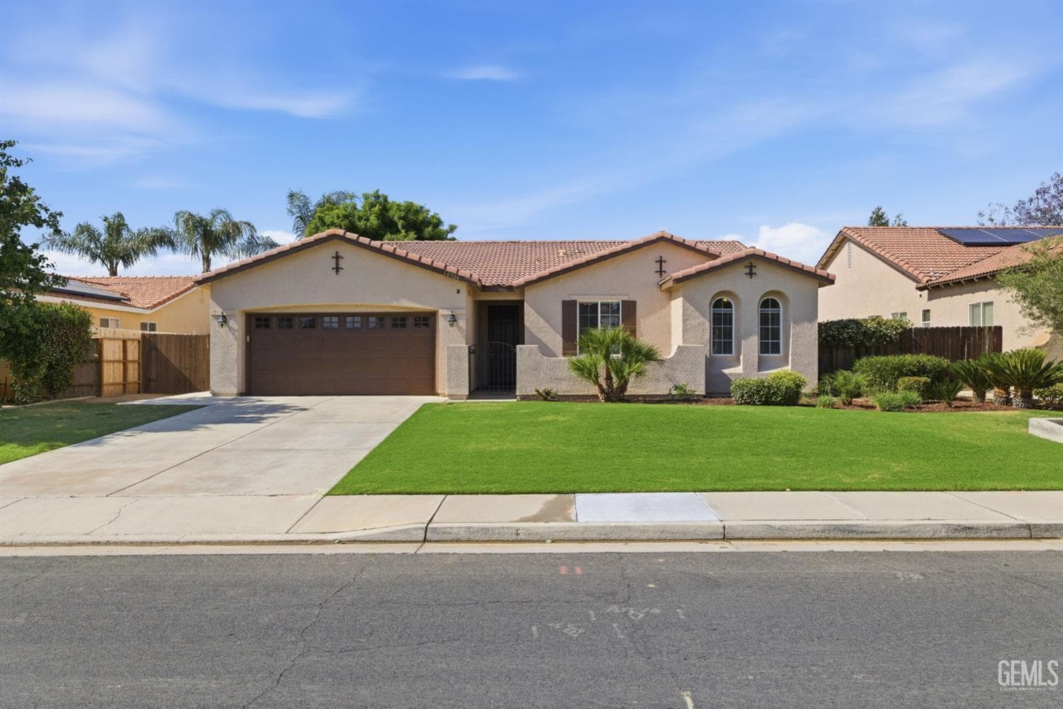 10904 Lewelling Street