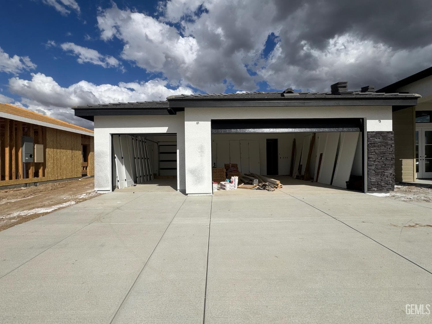 7112 Healthland Dr — photo 4