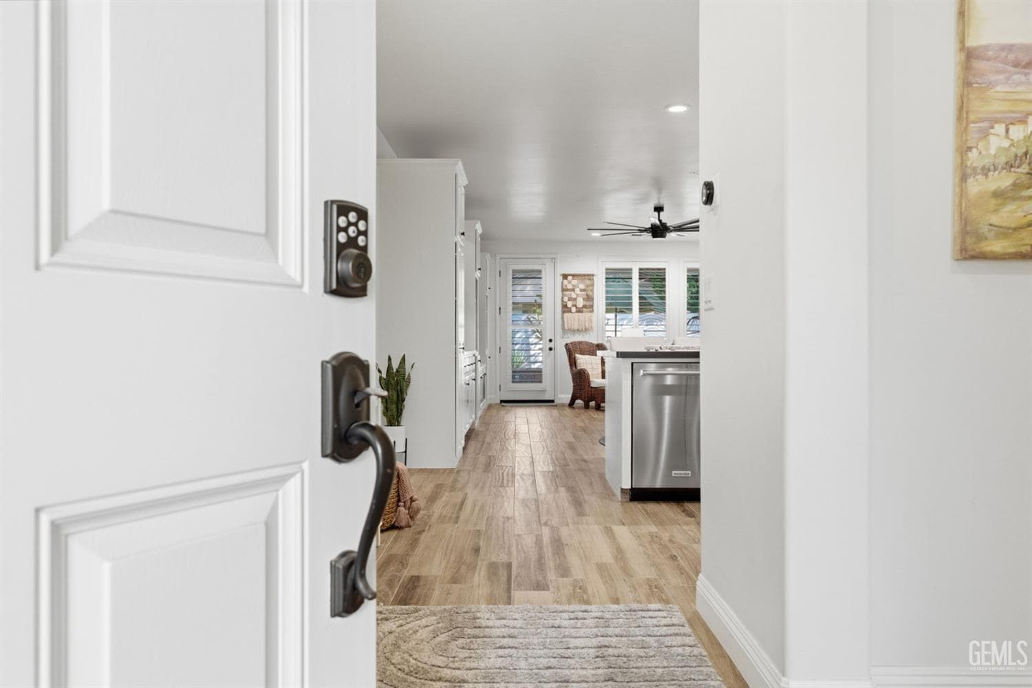 215 Port Logan Drive — photo 3