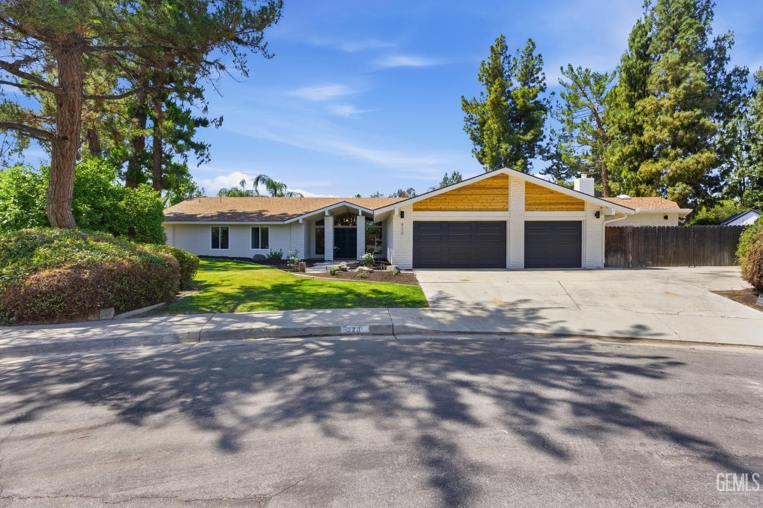 820 Ferdinand Court