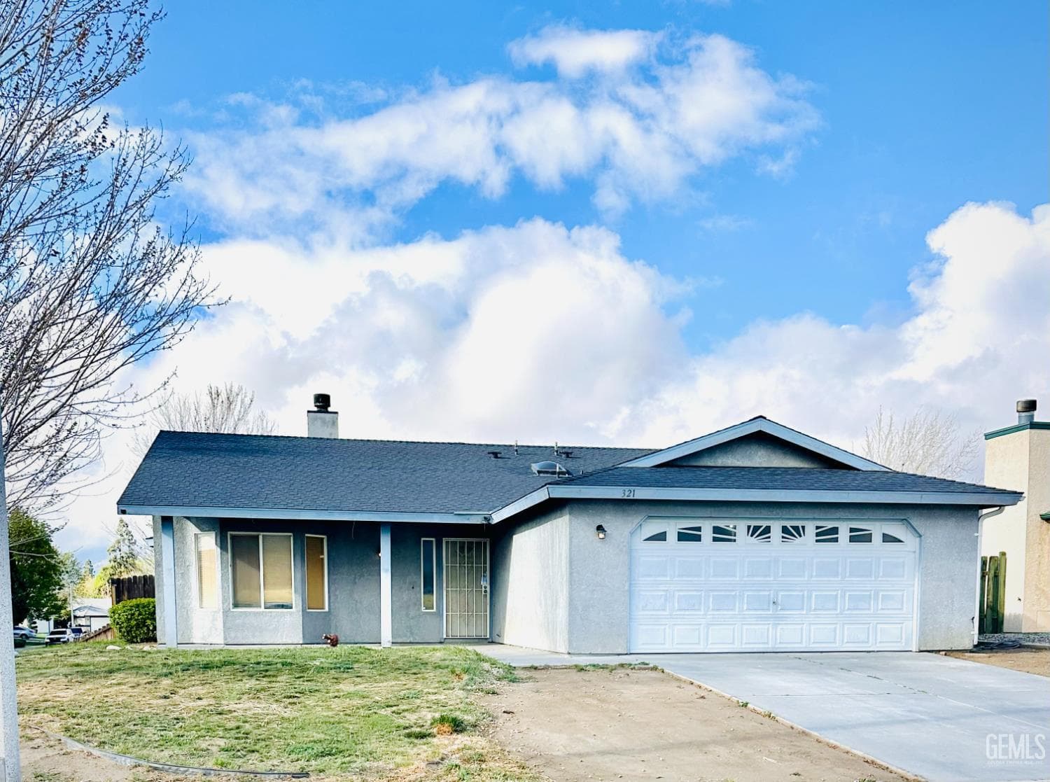 321 Holly Drive — photo 1