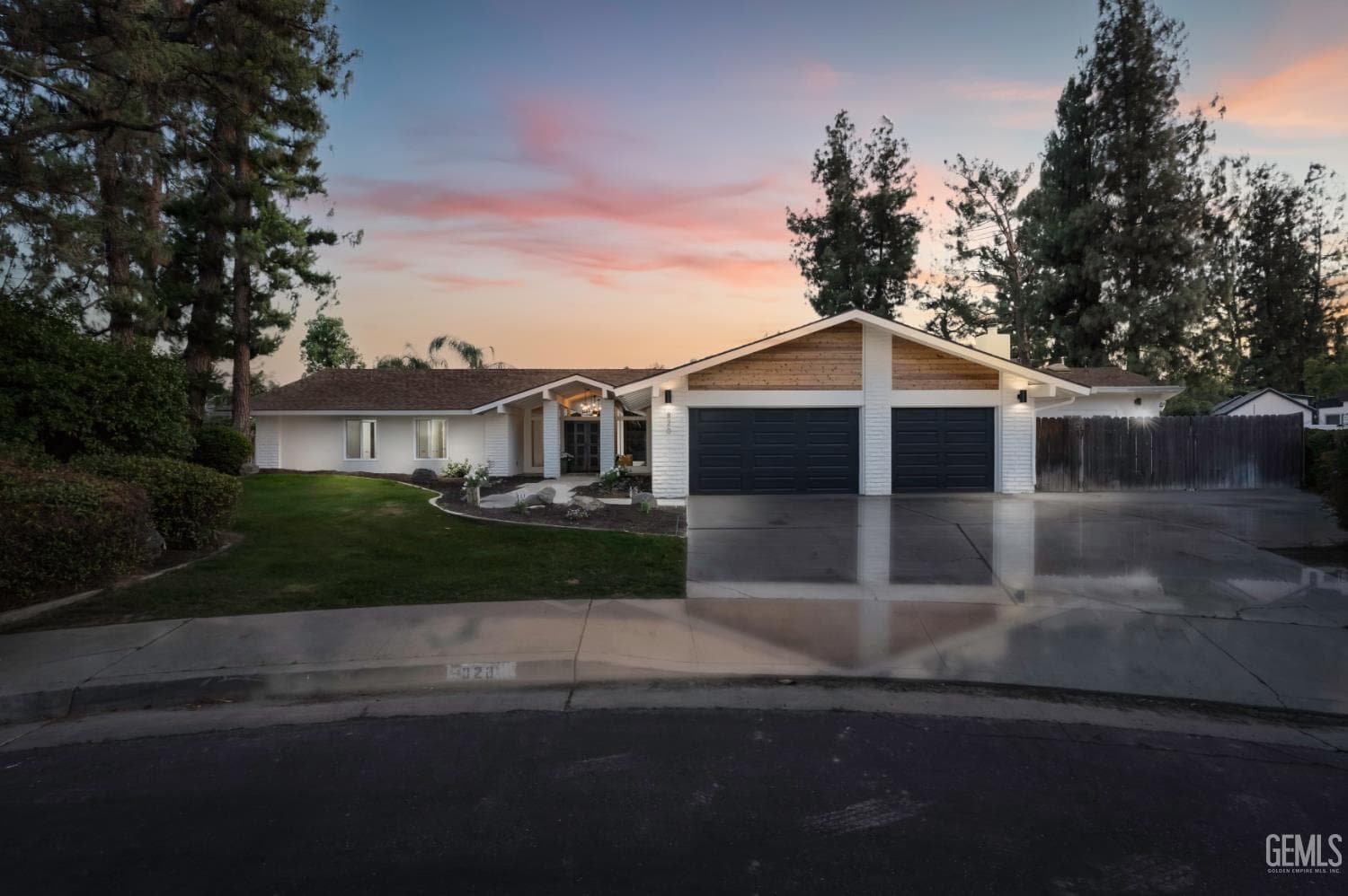 820 Ferdinand Court — photo 2